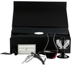 Hamper with WineWeaver black wine aerator Riedel decanter